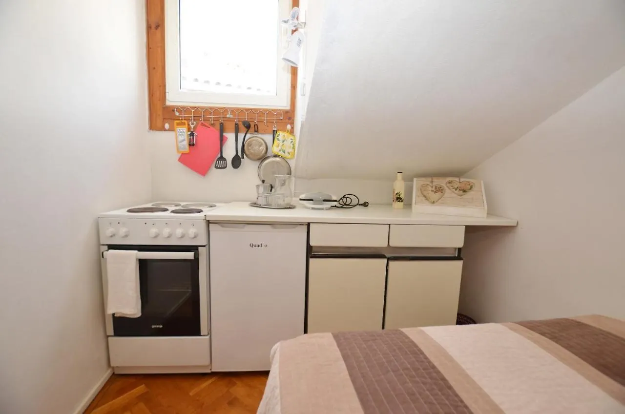 Carera Room Rovinj 0*,